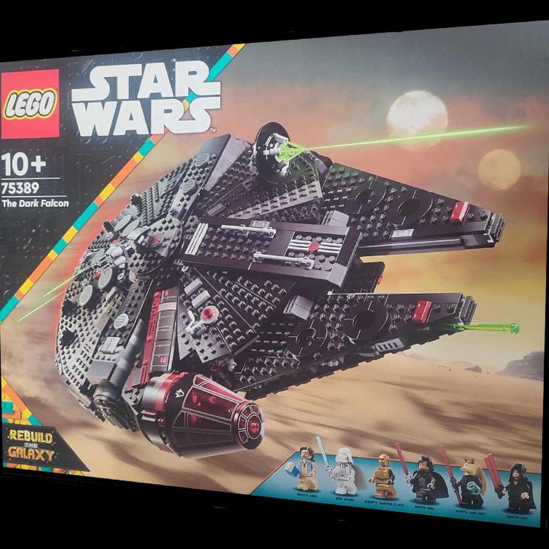 LEGO Star Wars 75389 The Dark Falcon