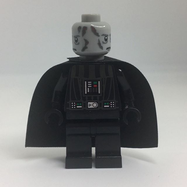 LEGO Darth Vader minifigure misprint