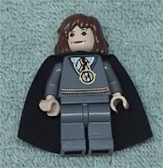 LEGO Hermione Granger, Gryffindor Stripe Torso w/ Necklace Time Turner, Dark Bluish Gray Legs, Plain Black Cape minifigure