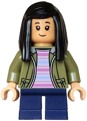 LEGO Cho Chang - Olive Green Jacket, Dark Blue Short Legs minifigure