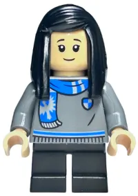 LEGO Cho Chang - Ravenclaw Sweater and Scarf, Black Short Legs minifigure