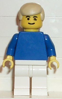 LEGO Soccer Player Blue/White Team Player 2 minifigure