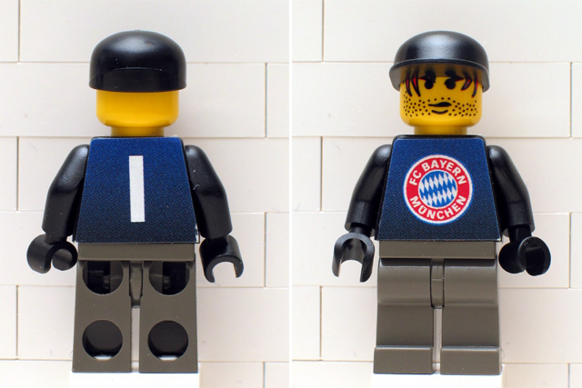 LEGO Soccer Player FC Bayern # 1 minifigure