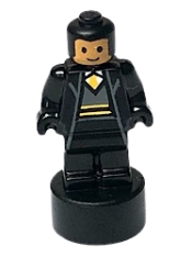 LEGO Hufflepuff Student Statuette / Trophy #1, Nougat Face minifigure