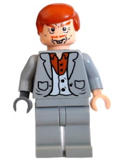LEGO Peter Pettigrew (Wormtail), Light Bluish Gray Suit minifigure