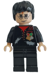 LEGO Harry Potter, Tournament Uniform Tattered Shirt minifigure