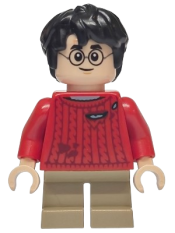 LEGO Harry Potter - Red Torn Sweater, Dark Tan Short Legs set