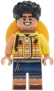 LEGO Monkey D. Luffy - Yellow Vest, Straw Hat on Back set