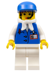 LEGO Assistant Female with White Bandana, Blue Cap minifigure