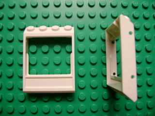 LEGO Window 4 x 4 x 3 Roof with Bottom Panel piece