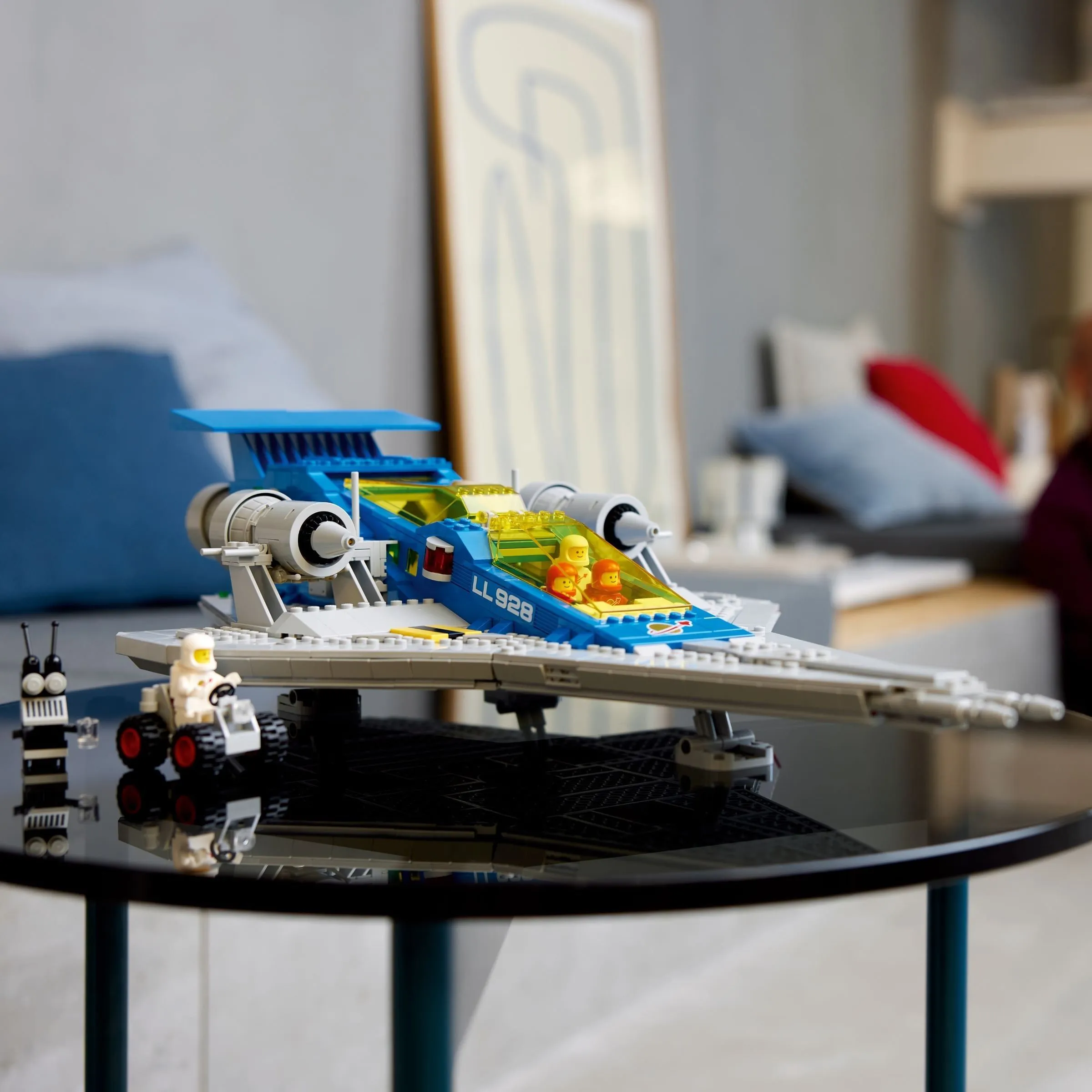 LEGO Icons Galaxy Explorer set