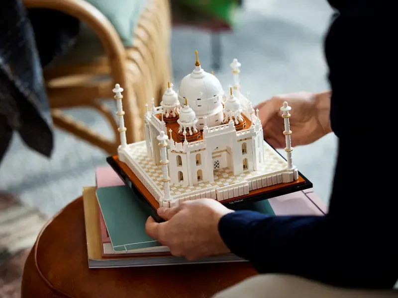 LEGO Architecture Taj Mahal set
