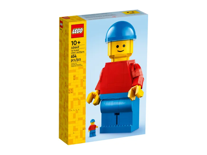 LEGO Up-Scaled LEGO Minifigure set