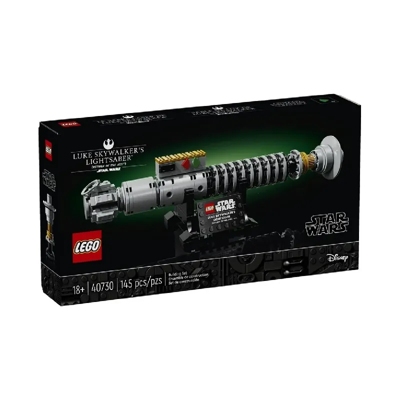 LEGO Star Wars Luke Skywalker's Lightsaber front of box