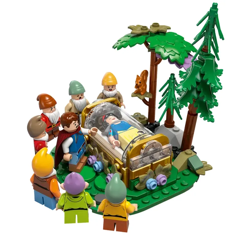 LEGO Disney Snow White and the Seven Dwarfs' Cottage set