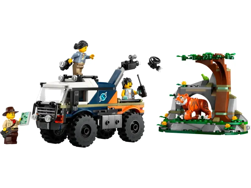 LEGO Jungle Explorer Off-Road Truck back of box