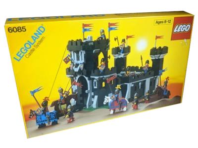 LEGO Black Monarch's Castle set