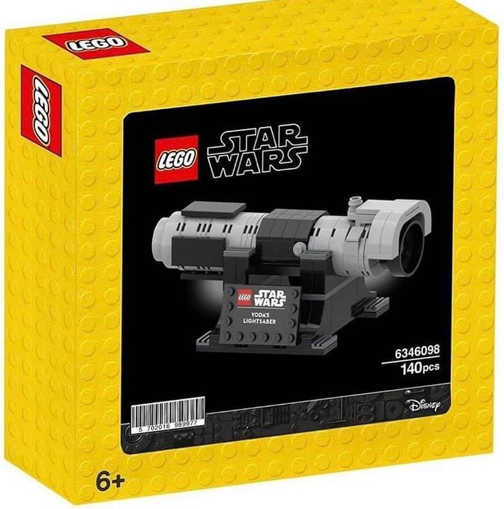 LEGO Yoda’s Lightsaber set