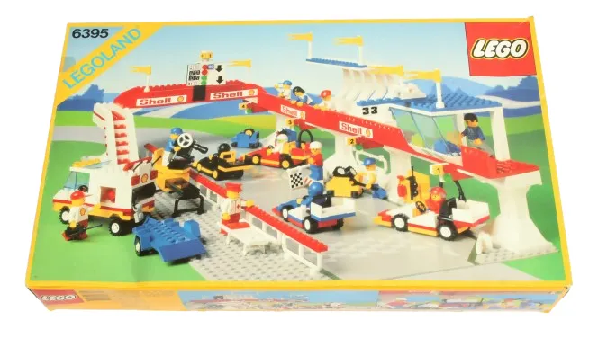 LEGO Town Victory Lap Raceway (6395) set