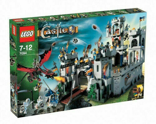 LEGO King's Castle Siege set