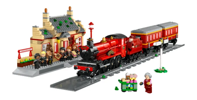 LEGO Hogwarts Express & Hogsmeade Station set