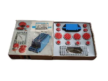 LEGO 4.5V Motor with Wheels (Large Version) set