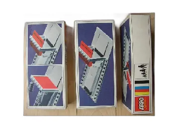 LEGO Garage Plate and Door (Gray Base and Door Frame) set