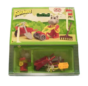 LEGO Hannah Hippopotamus, Gardener set