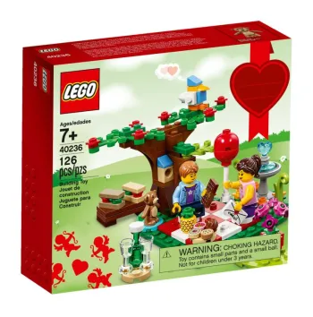 LEGO Romantic Valentine Picnic set