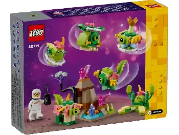 Back of LEGO Alien Pack set box