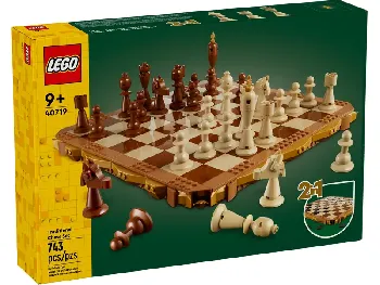 LEGO Traditional Chess Set set