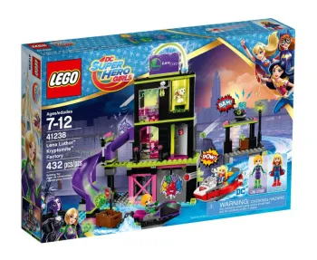 LEGO Lena Luthor Kryptomite Factory set