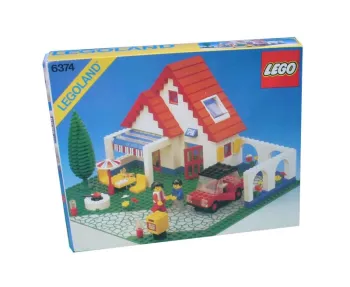 LEGO Holiday Home set