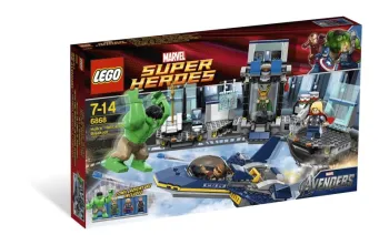 LEGO Hulk's Helicarrier Breakout set