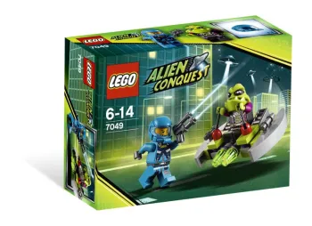 LEGO Alien Striker set