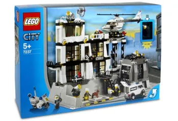 LEGO Police Station [Lighted Figure] set
