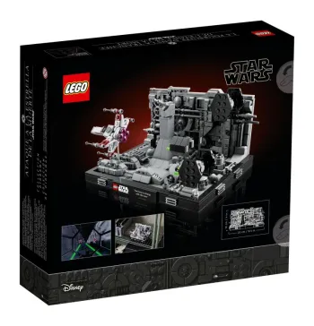 Back of LEGO Death Star Trench Run Diorama set box