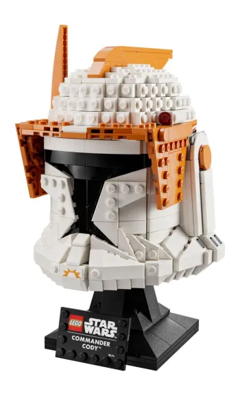 Back of LEGO Clone Commander Cody Helmet set box