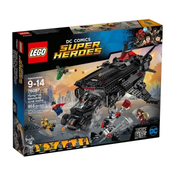 LEGO Flying Fox: Batmobile Airlift Attack set