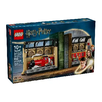 LEGO Book Nook: Hogwarts Express set