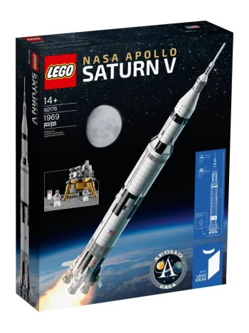 LEGO NASA Apollo Saturn V set