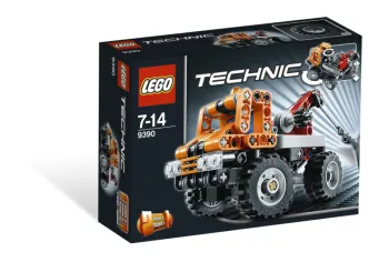 LEGO Mini Tow Truck set