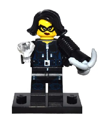 LEGO Jewel Thief, Series 15 (Complete Set with Stand and Accessories) set