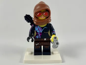 LEGO Battle-Ready Lucy, The LEGO Movie 2 (Complete Set with Stand and Accessories) set