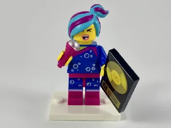 LEGO Flashback Lucy, The LEGO Movie 2 (Complete Set with Stand and Accessories) set